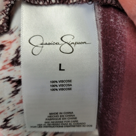 Jessica Simpson Shayna Aztec Sunburst Print Cold Shoulder Peasant Top L - Picture 9 of 11